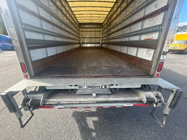 2022 Freightliner M2 106 in Kennesaw, GA — photo 10