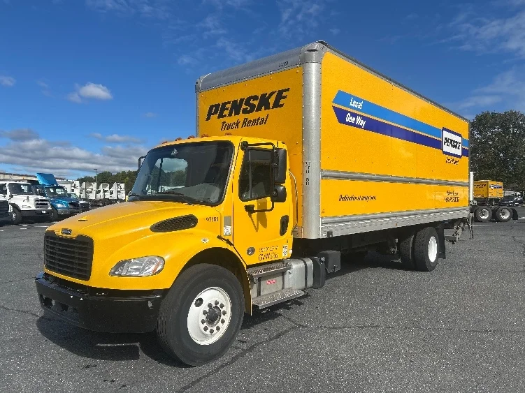 2022 Freightliner M2 106 in Kennesaw, GA — photo 3