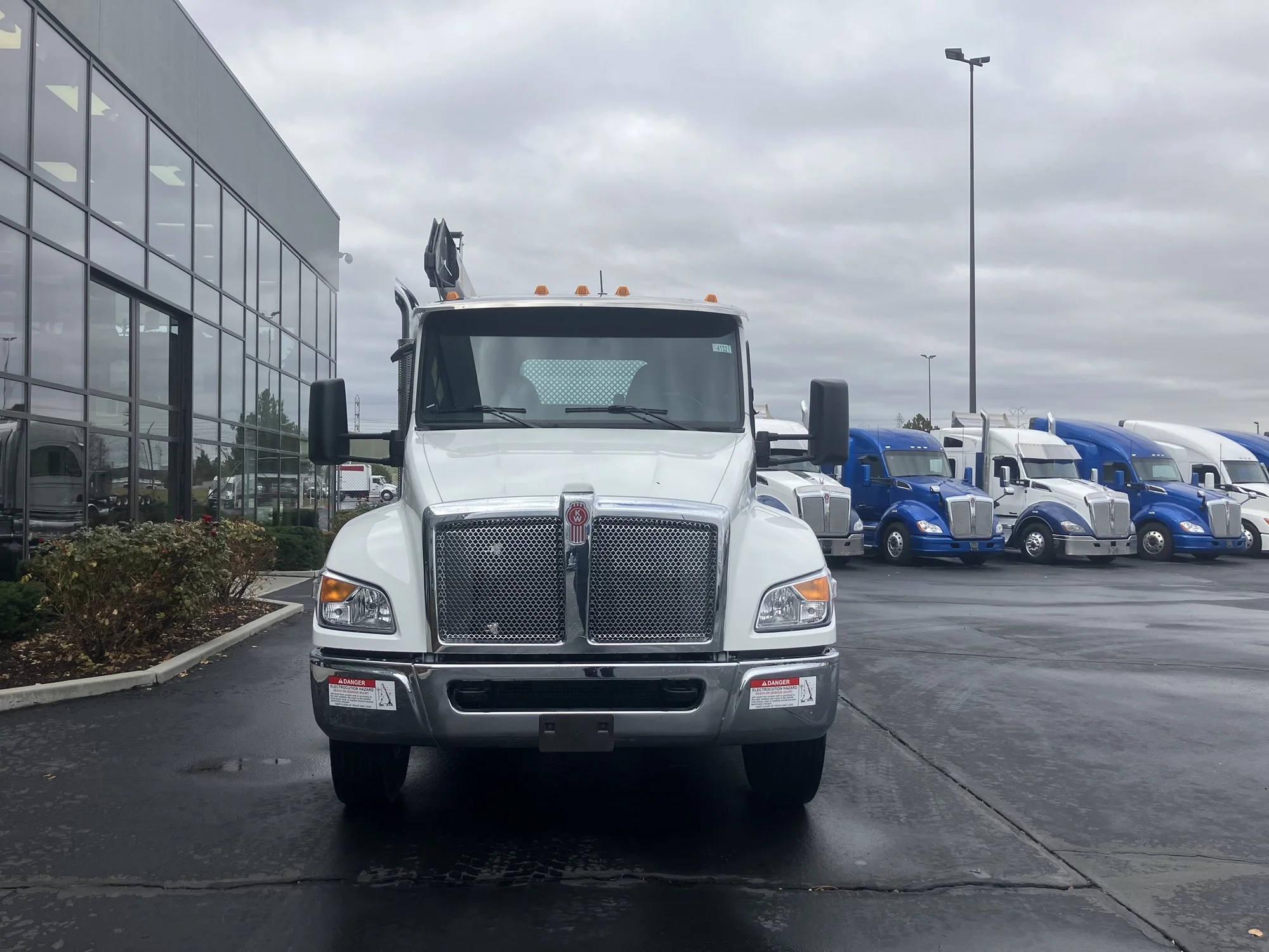 2025 Kenworth T280 in St. George, UT — photo 2
