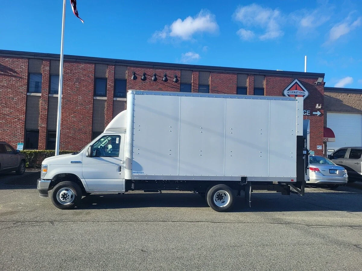2025 Ford E-Series in Foxboro, MA — photo 4