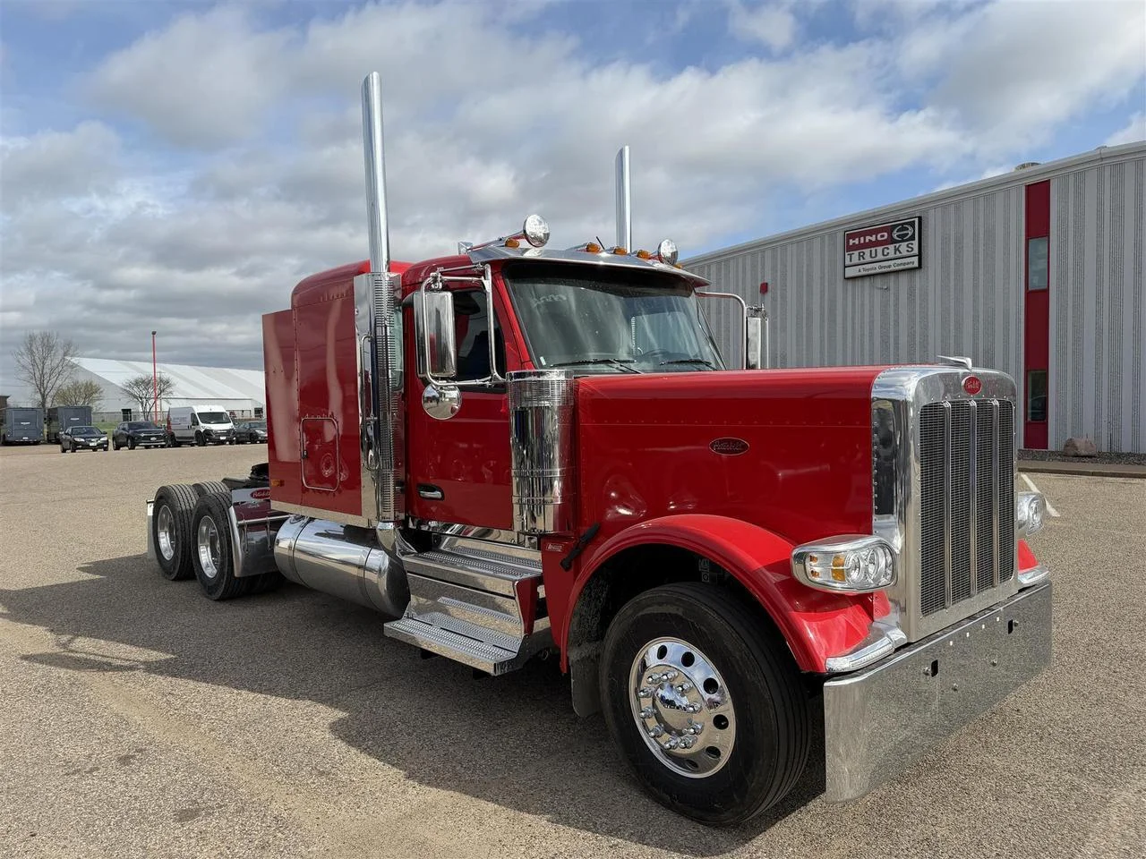 2027 Peterbilt 589