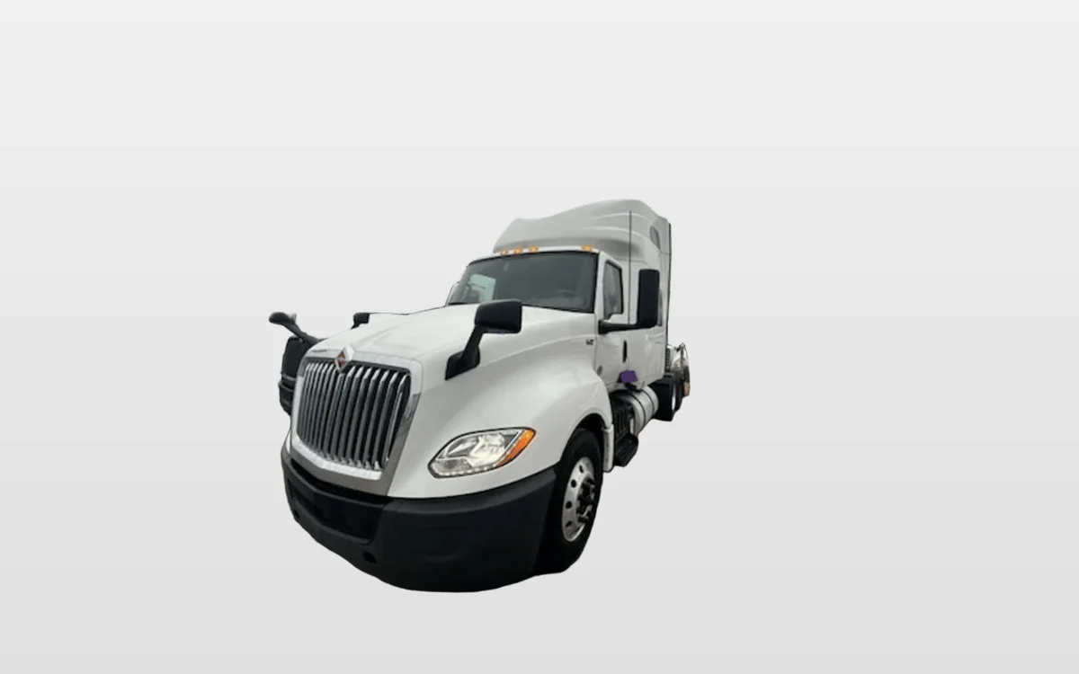 2020 International LT - image 1