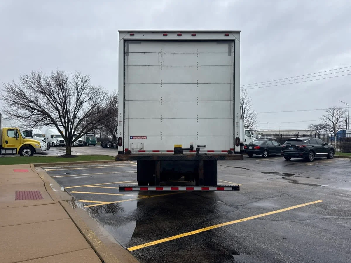 2019 International 4300 in Bolingbrook, IL — photo 5
