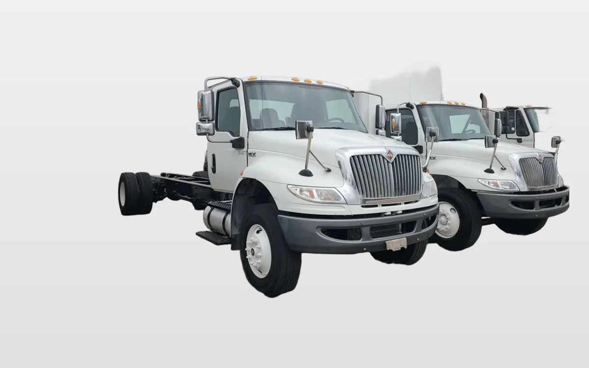 2020 International MV - image 1