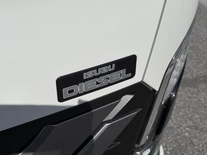 2026 Isuzu NRR in Orlando, FL — photo 4