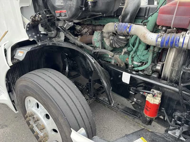 2021 Volvo in Little Rock, AR — photo 6