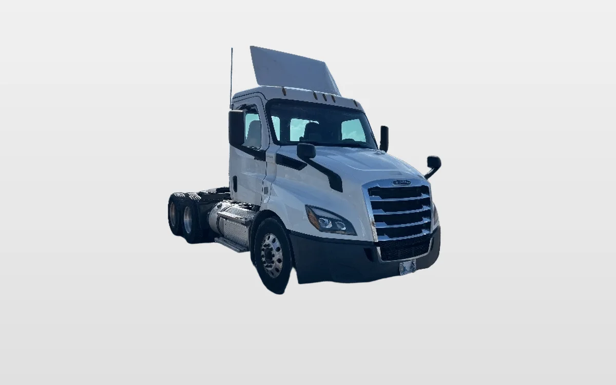 2019 Freightliner Cascadia - image 1