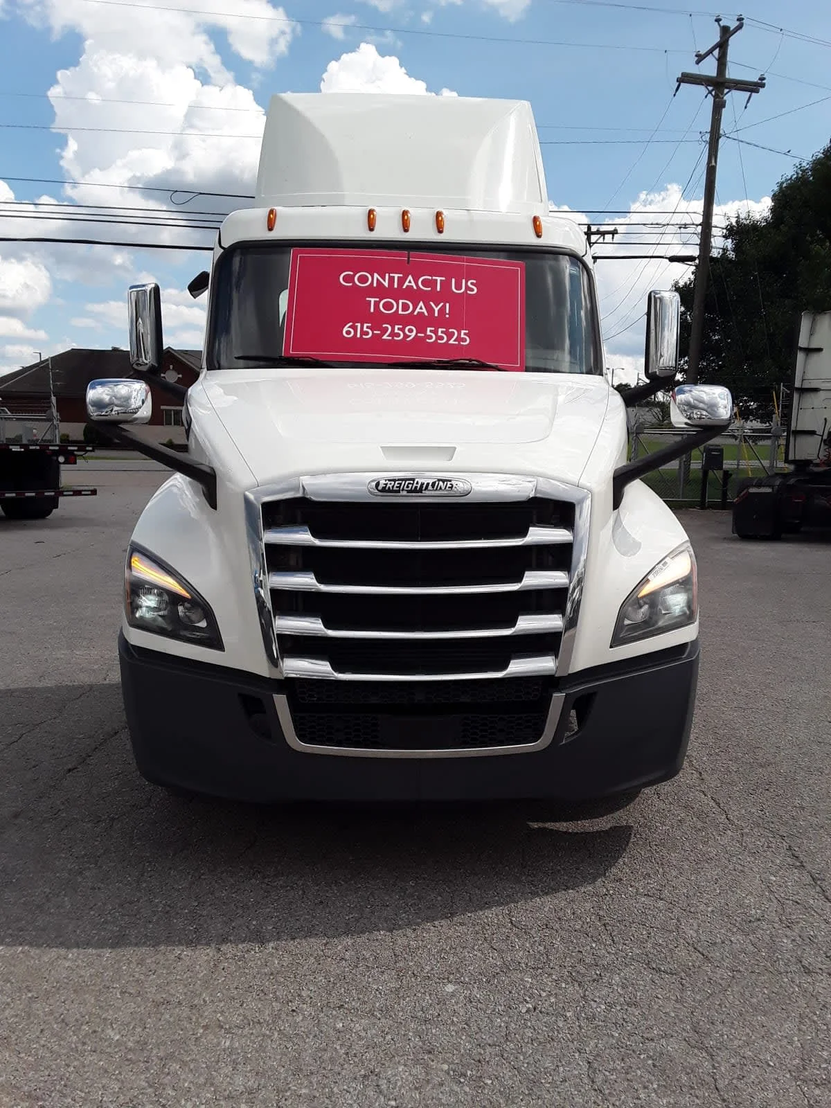 2020 Freightliner Cascadia in La Vergne, TN — photo 2