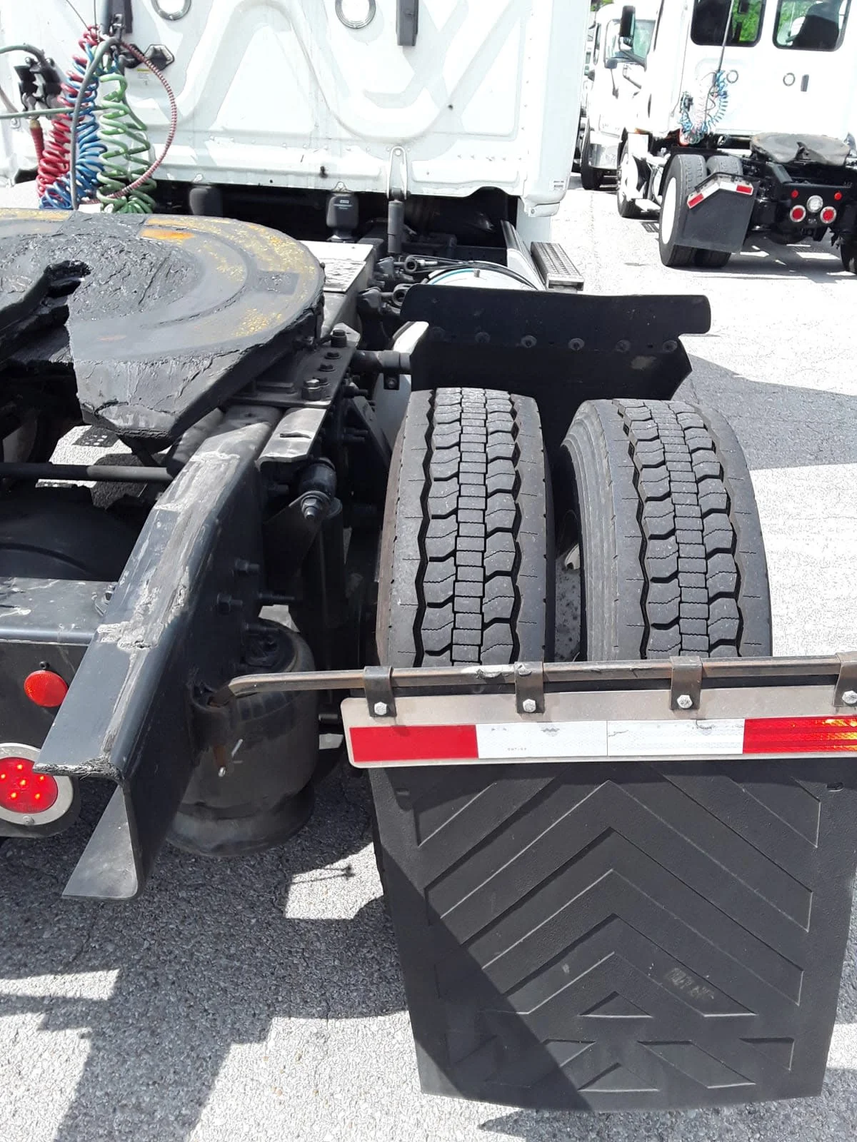 2020 Freightliner Cascadia in La Vergne, TN — photo 12