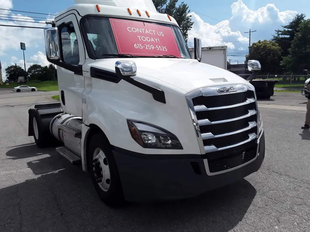2020 Freightliner Cascadia in La Vergne, TN — photo 3