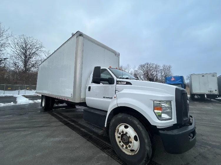 2019 Ford F-750 in Oakwood Village, OH