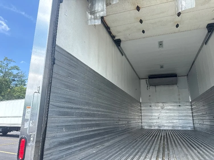 2019 Freightliner eM2 in Jessup, MD — photo 10