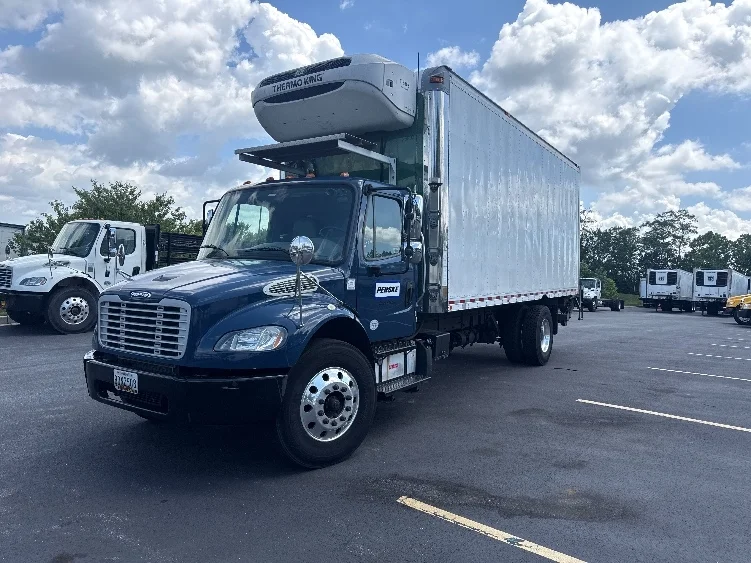 2019 Freightliner eM2 in Jessup, MD — photo 3