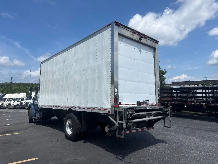 2019 Freightliner eM2 in Jessup, MD — photo 6