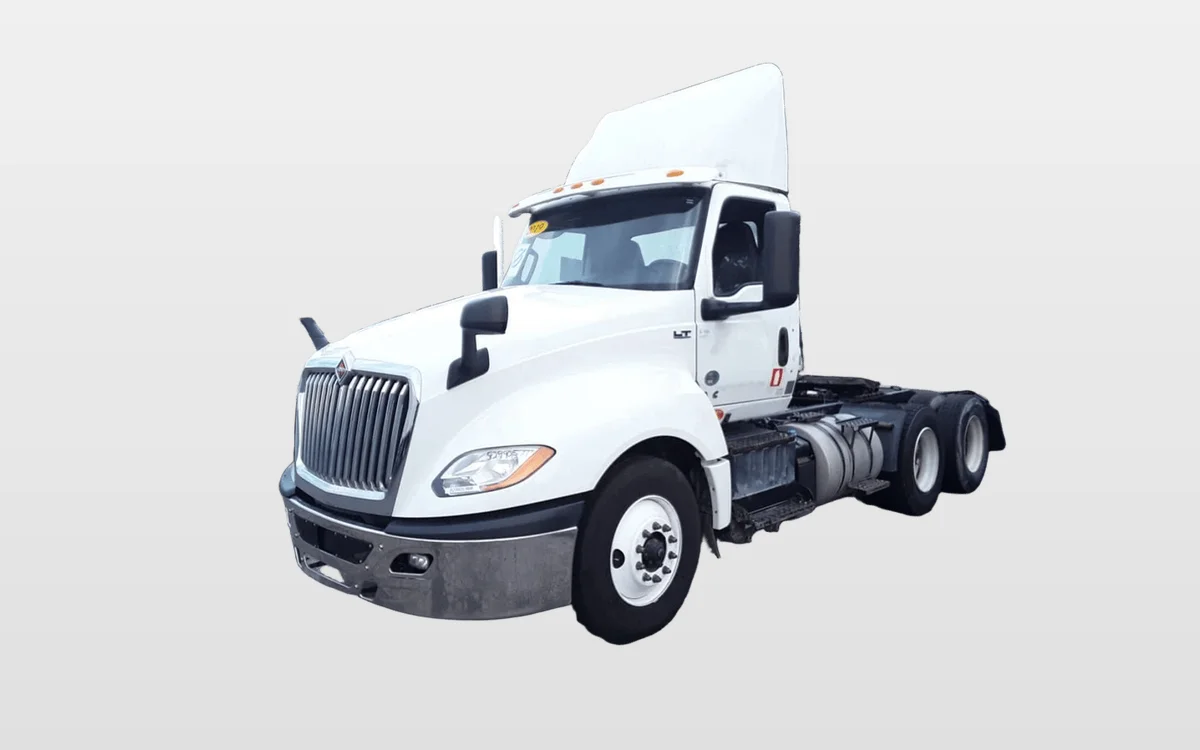 2019 International - image 1