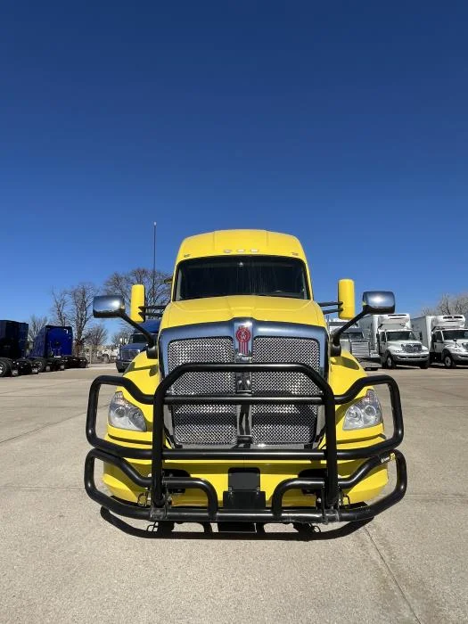 2021 Kenworth T680 - image 8