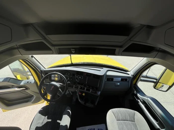 2021 Kenworth T680 - image 19