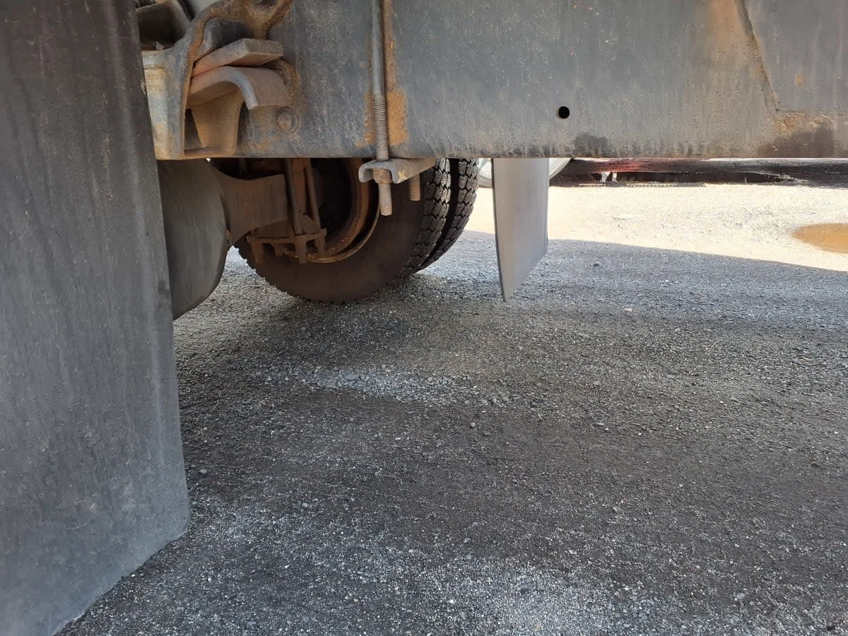 2017 Freightliner M2 106 - image 16