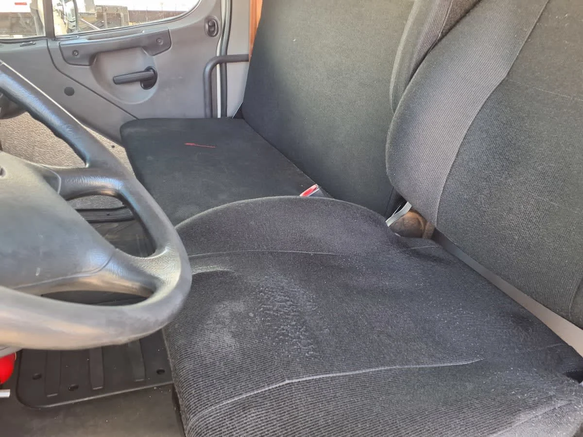 2017 Freightliner M2 106 - image 8