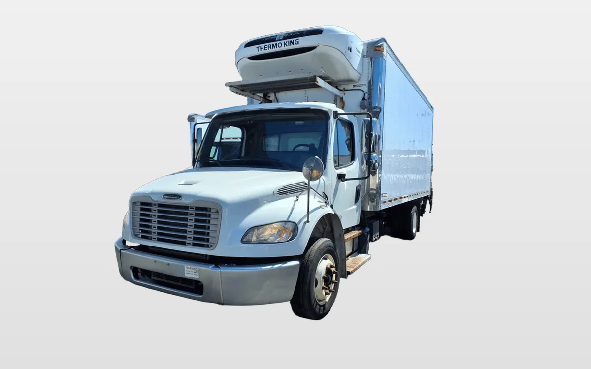2017 Freightliner M2 106 - image 1