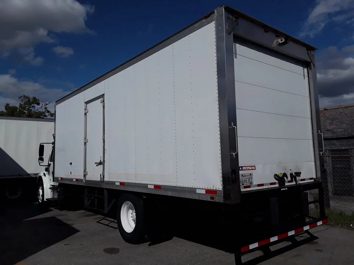 2018 Freightliner M2 106 in Montebello, CA — photo 6