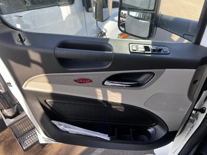 2026 Peterbilt 567 - image 18