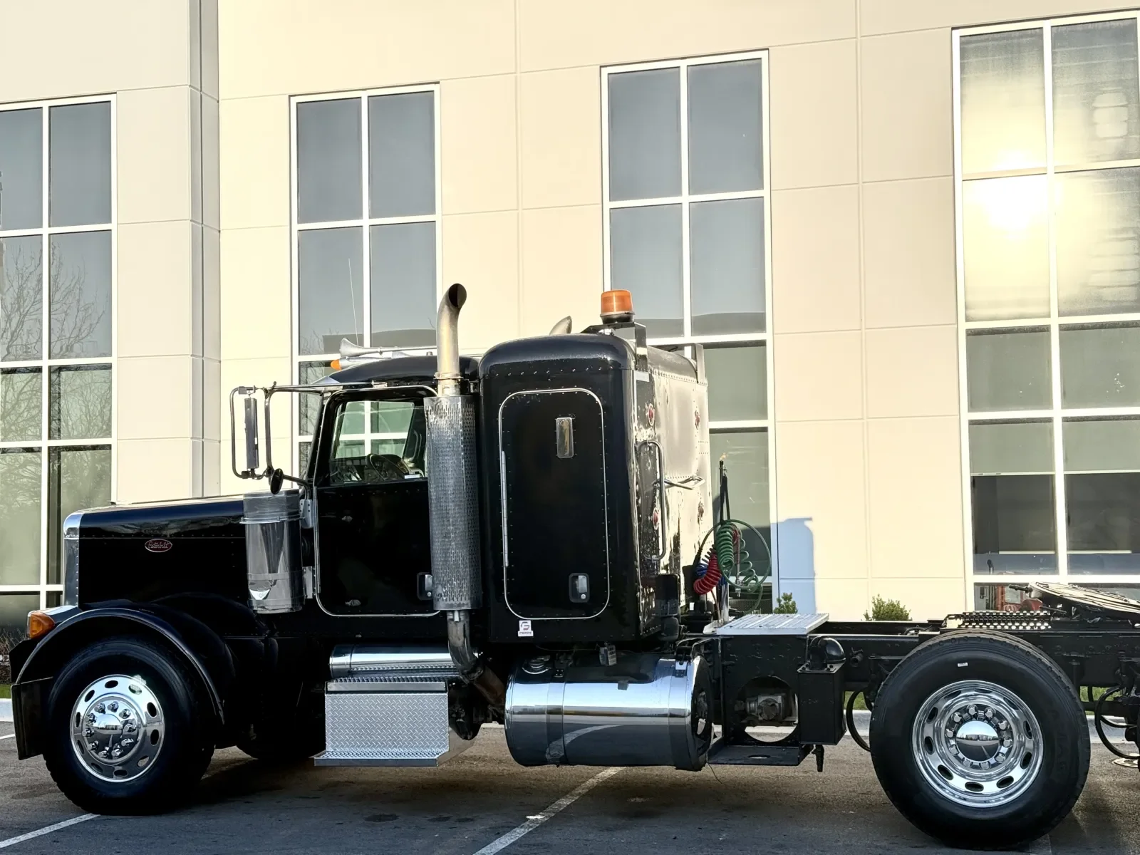 2007 Peterbilt 379 in New Lenox, IL — photo 8