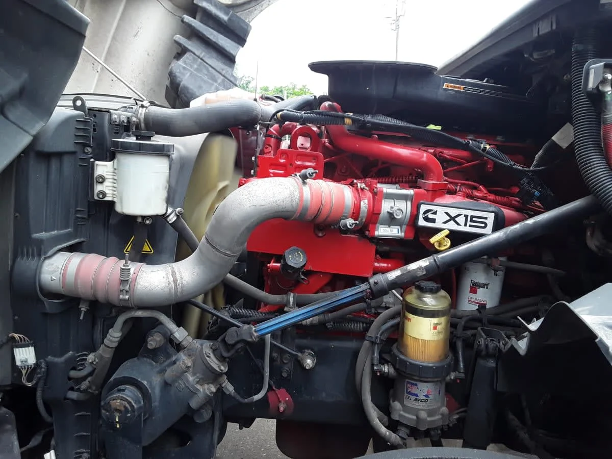 2022 International LT in Kansas City, MO — photo 8