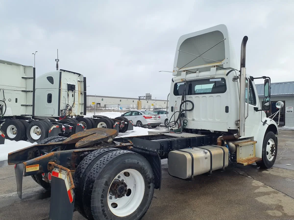 2022 Freightliner M2 106 in Oak Creek, WI — photo 4