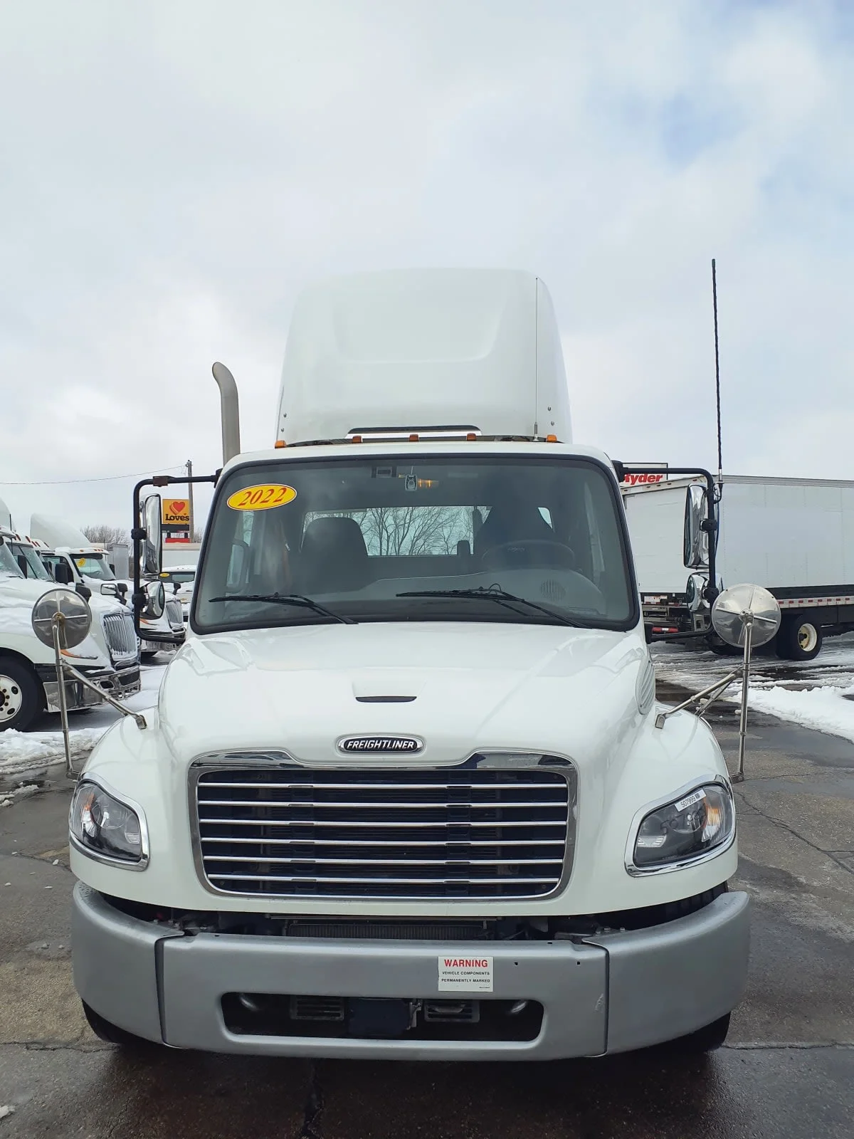 2022 Freightliner M2 106 in Oak Creek, WI — photo 2