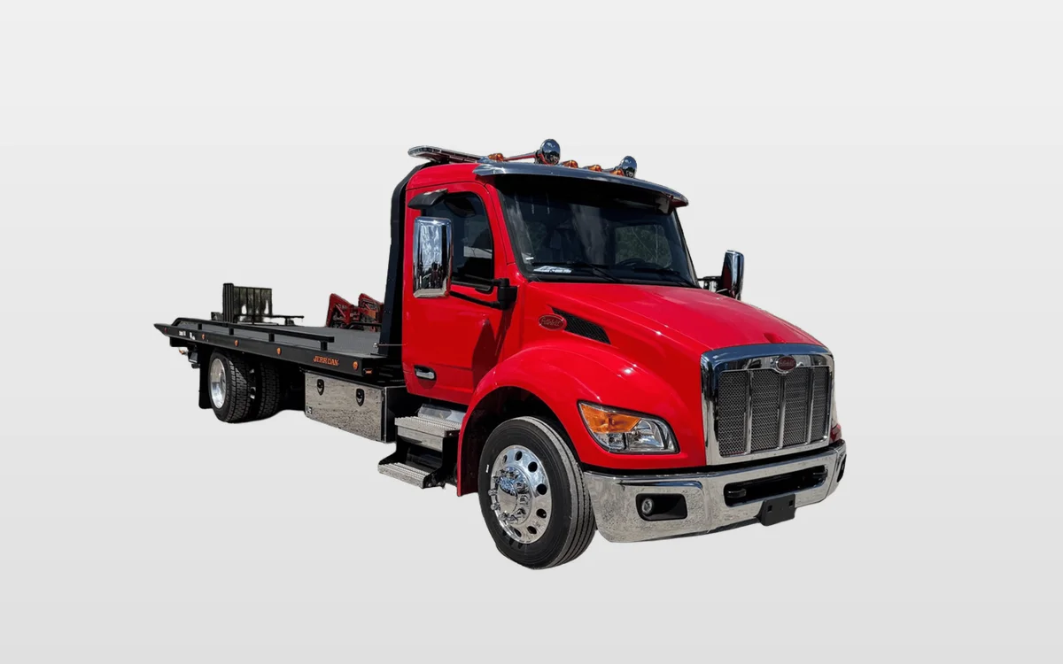 2025 Peterbilt 536 - image 1