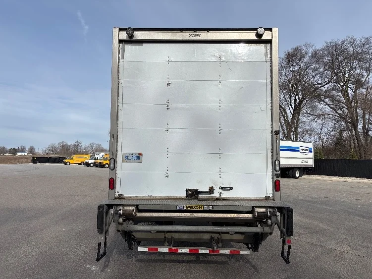 2020 Freightliner M2 106 - image 7