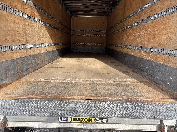 2020 Freightliner M2 106 - image 10