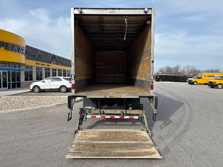 2020 Freightliner M2 106 - image 9