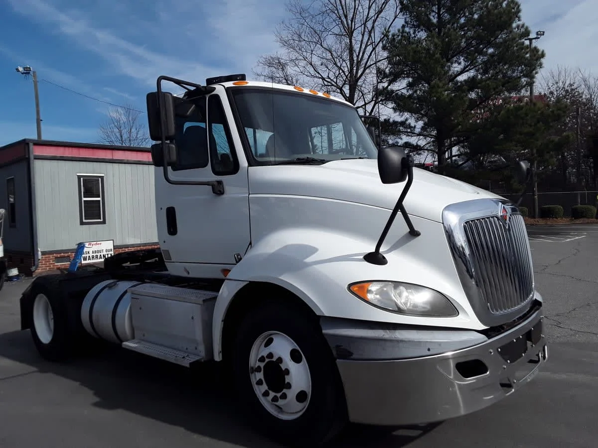 2018 International ProStar - image 3