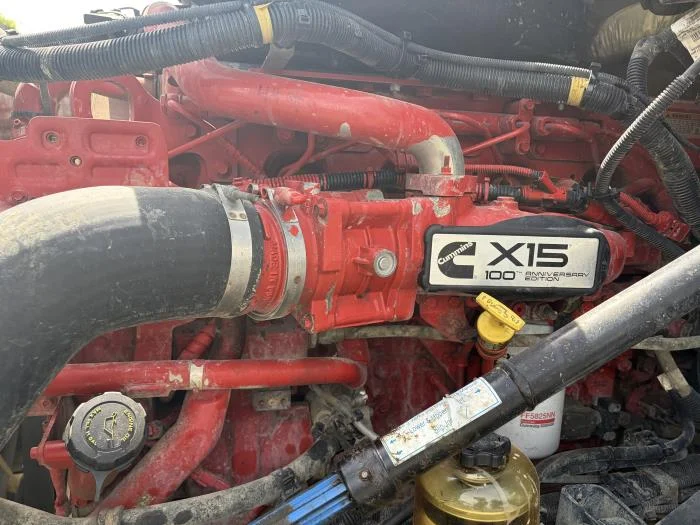 2020 International LT — photo 11