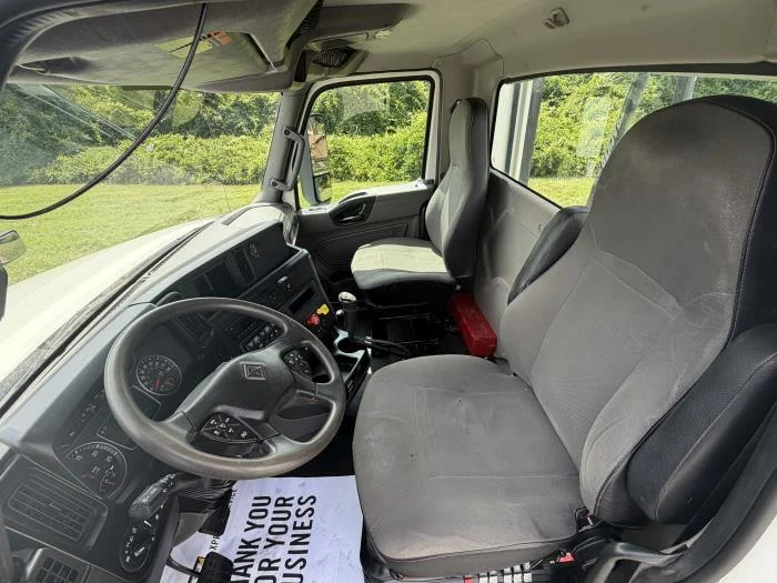 2020 International LT — photo 13