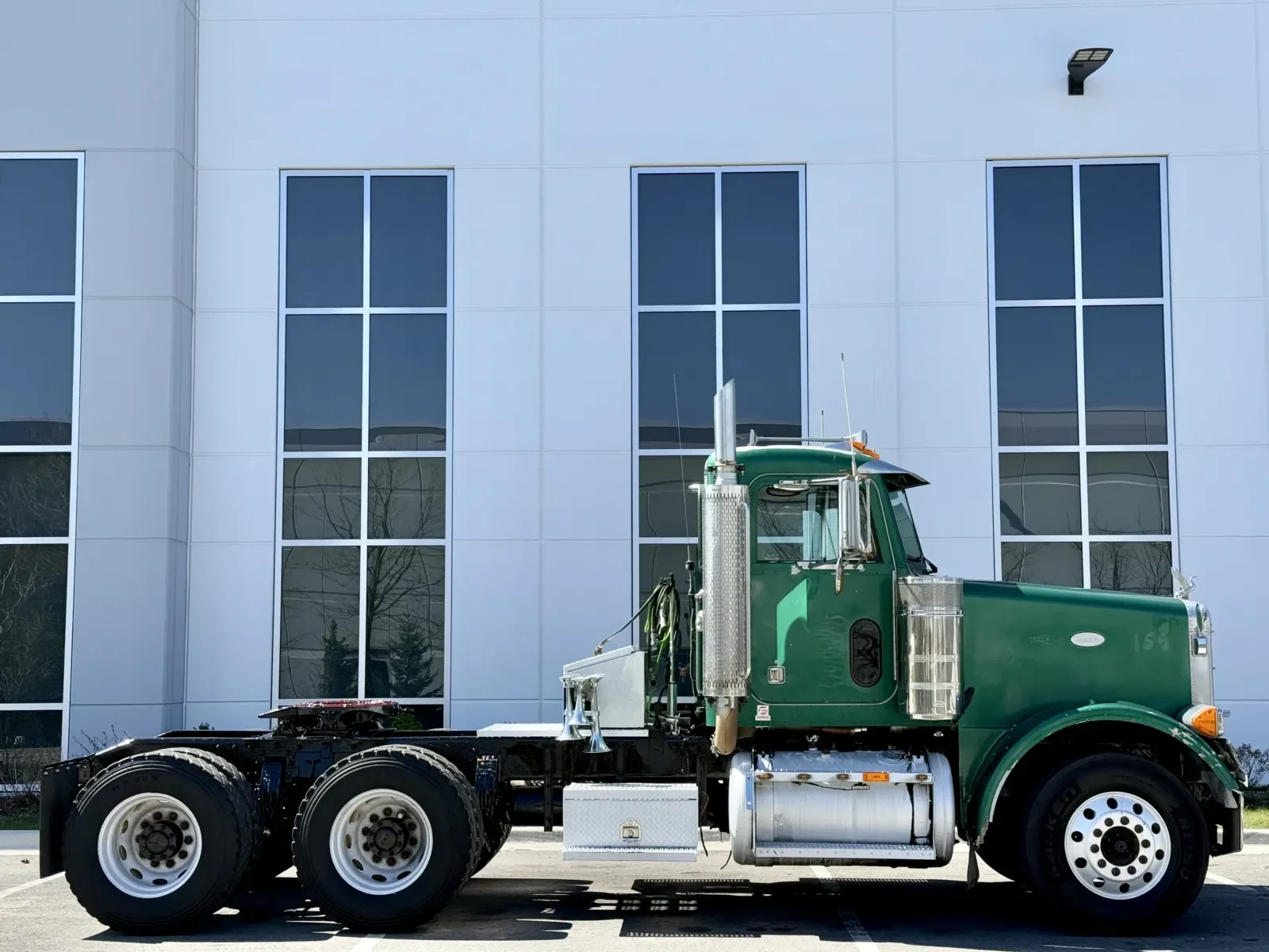 1998 Peterbilt in New Lenox, IL — photo 3
