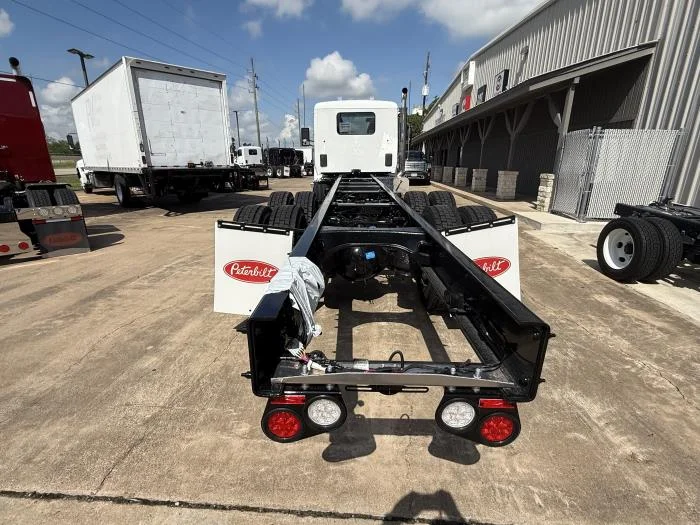 2026 Peterbilt 548 - image 5