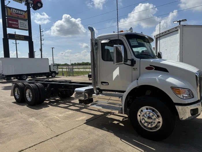 2026 Peterbilt 548 - image 3