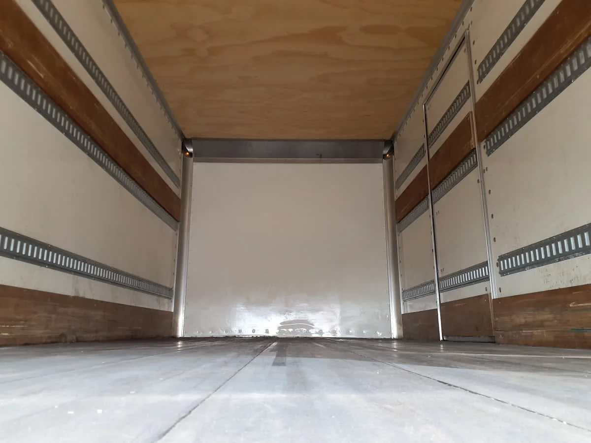 2019 Freightliner M2 106 - image 8