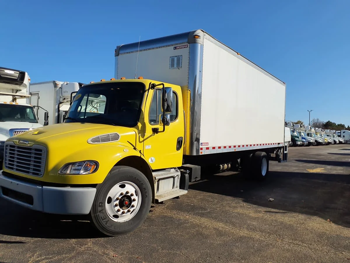 2016 Freightliner M2 106 in Bolingbrook, IL