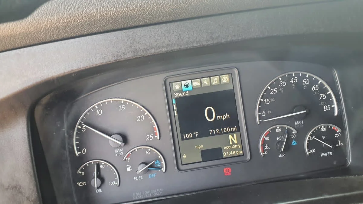 2021 Freightliner Cascadia in Birmingham, AL — photo 12