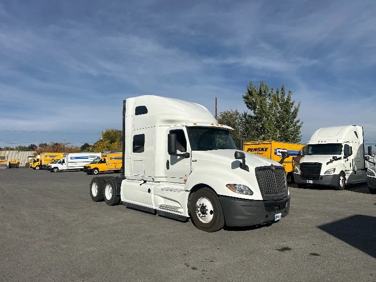 2020 International LT in West Sacramento, CA