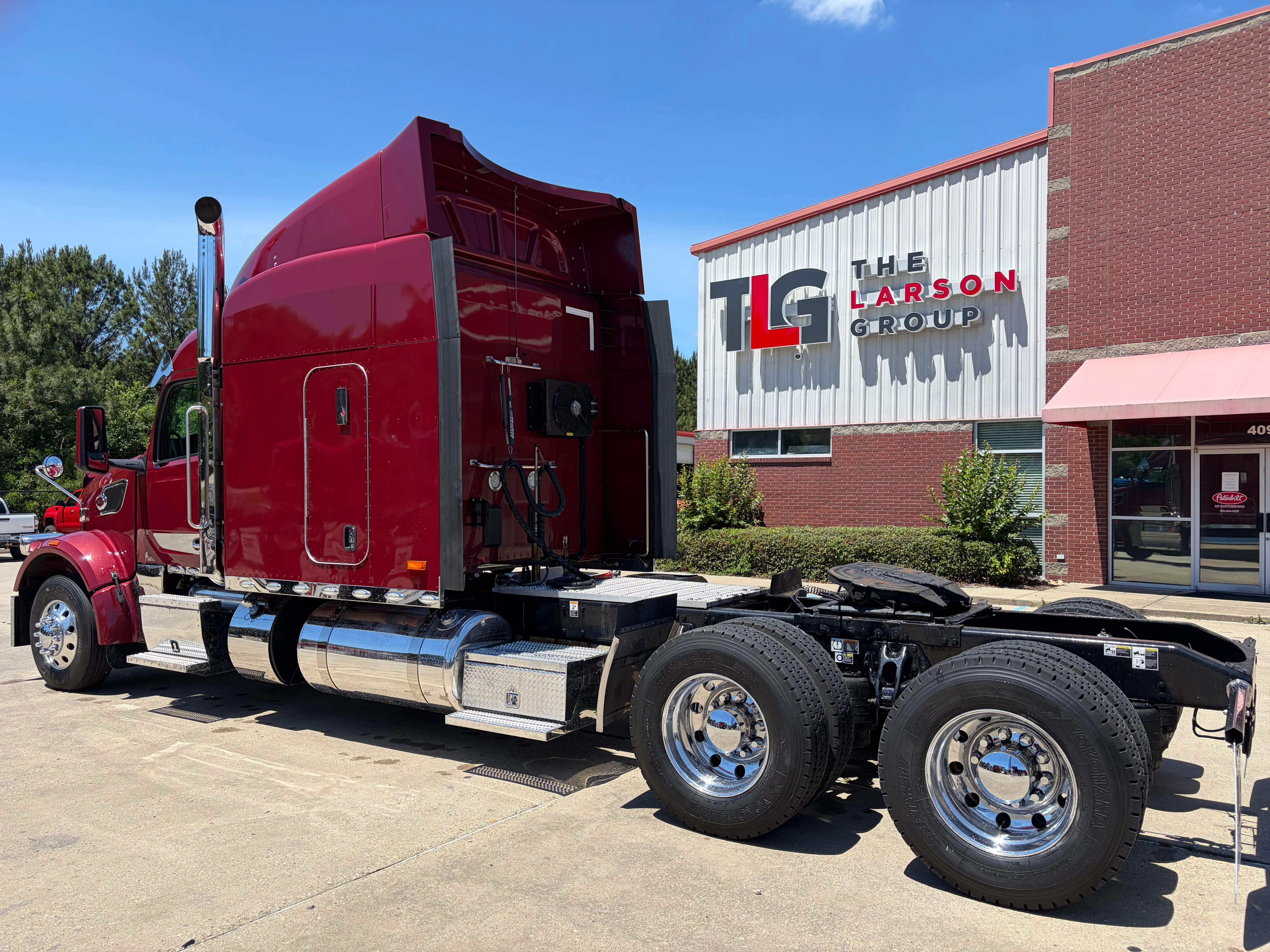 2022 Peterbilt 567 in Hattiesburg, MS — photo 3