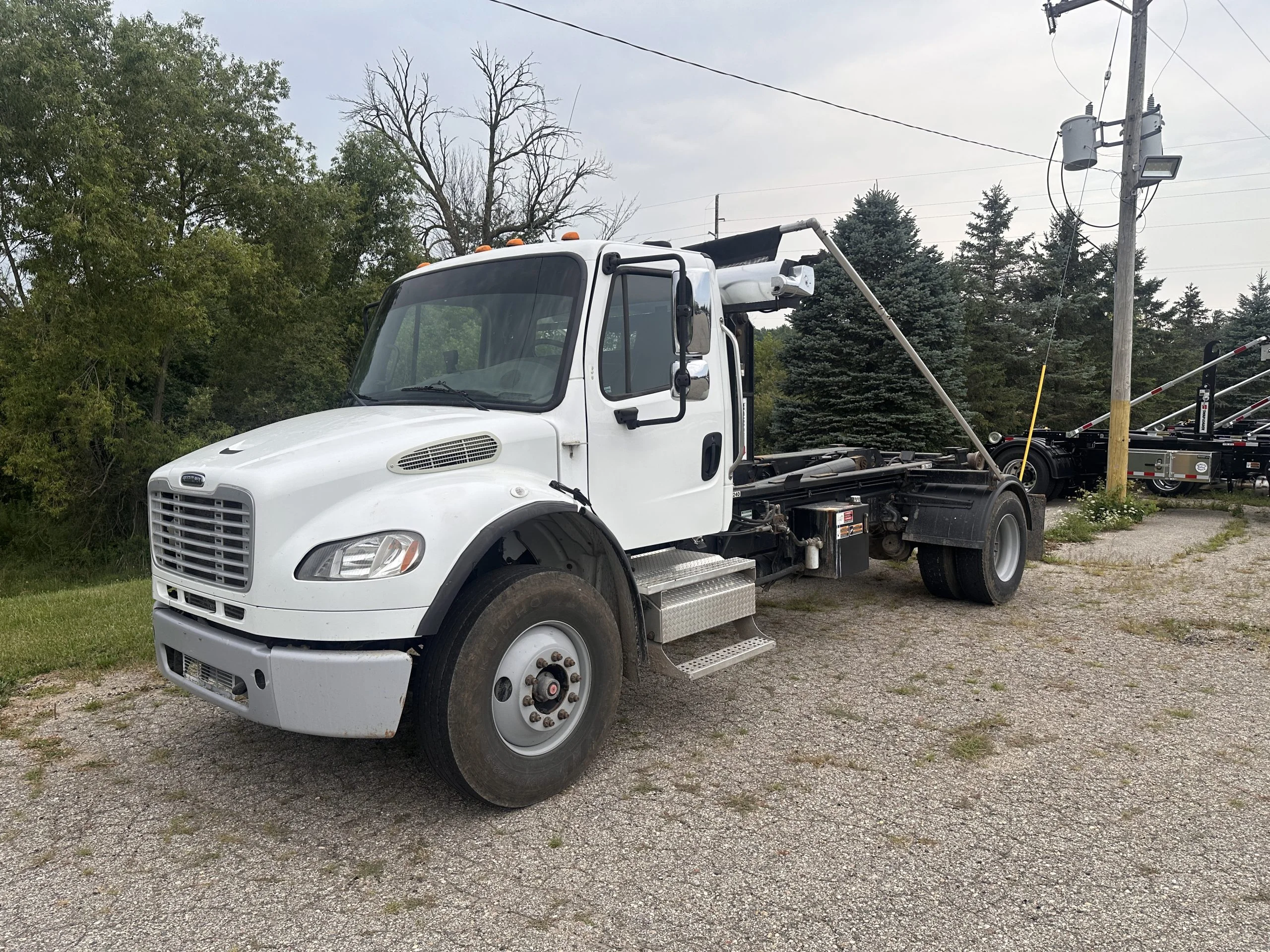2009 Freightliner eM2