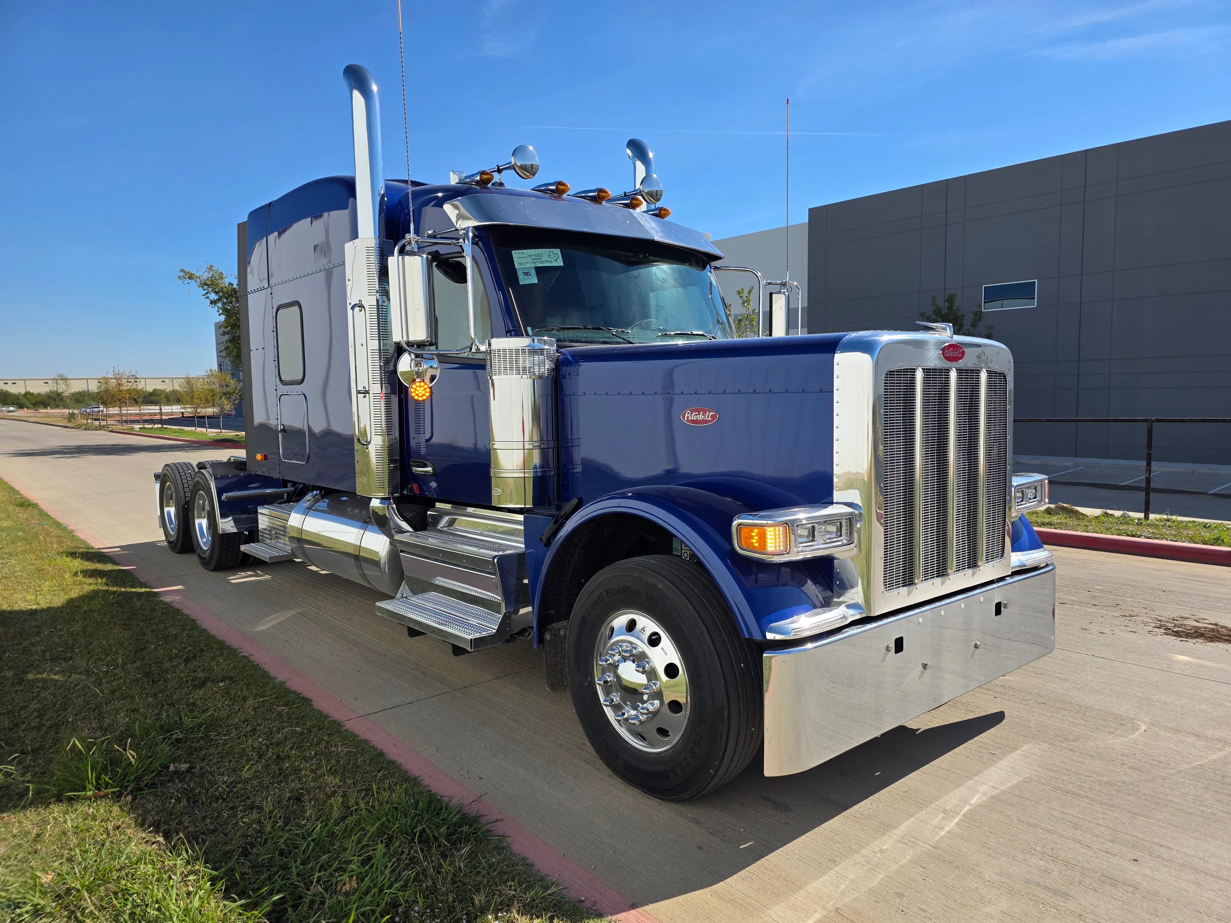 2026 Peterbilt 589 in Evansville, IN — photo 7