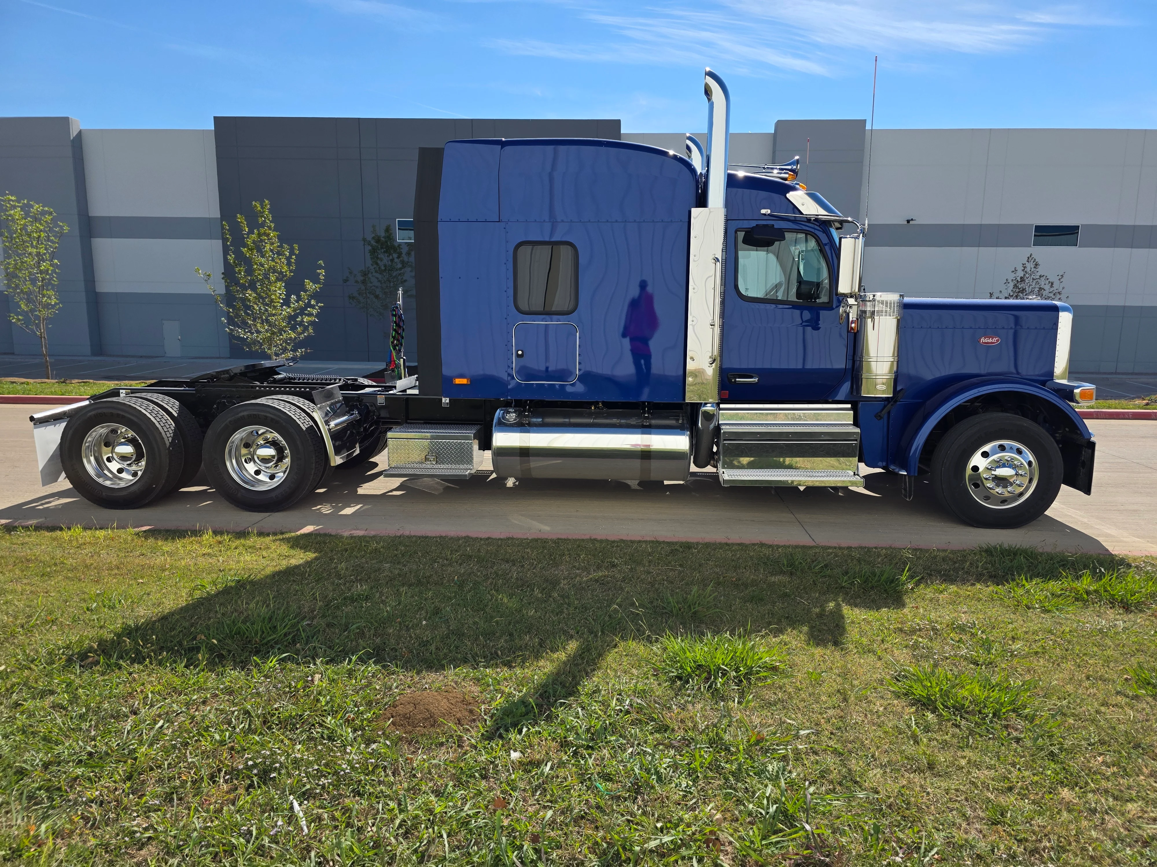 2026 Peterbilt 589 in Evansville, IN — photo 6