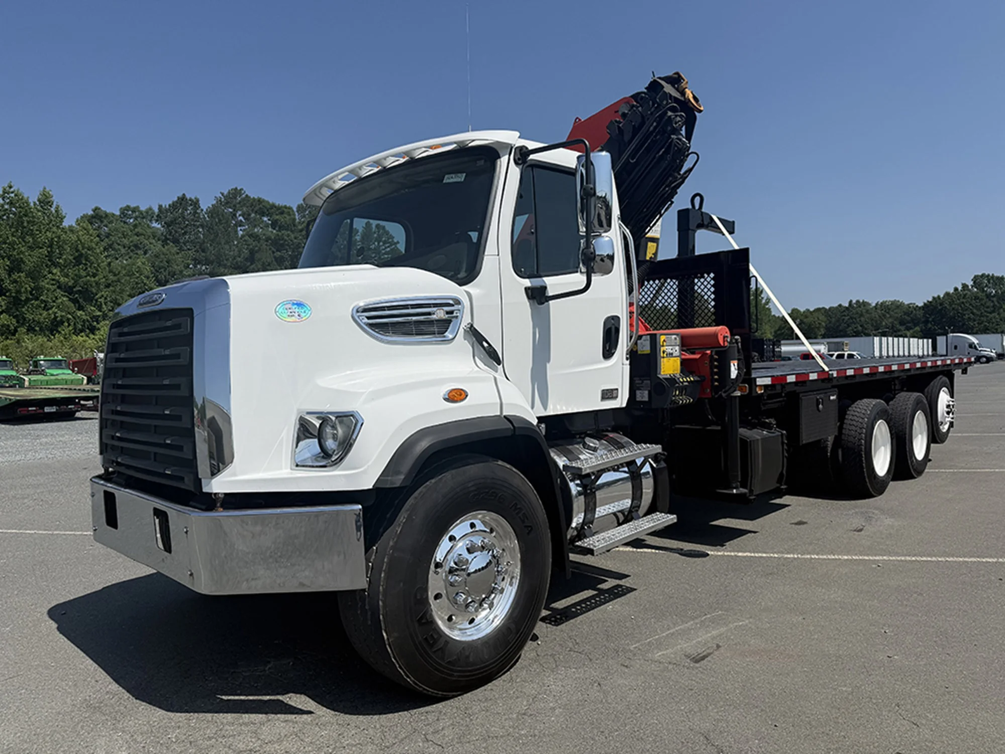 2017 Freightliner 108SD