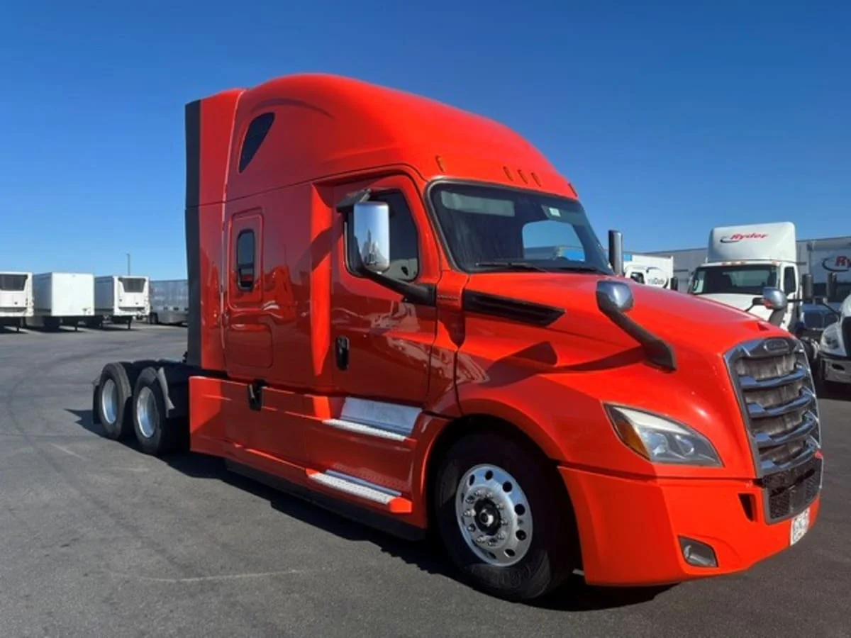 2020 Freightliner Cascadia